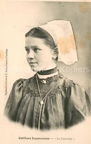 AK / Ansichtskarte Lucon Coiffure Luconnaise La Cabiniere Lucon