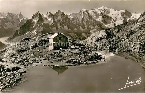 AK / Ansichtskarte Chamonix Refuge du Lac Blanc Chaine des Aiguilles et le Mont Blanc Chamonix