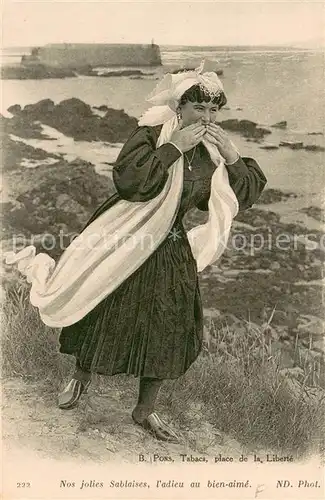 AK / Ansichtskarte Les_Sables d_Olonne Nos jolies Sablaise Costumes Trachten Les_Sables d_Olonne