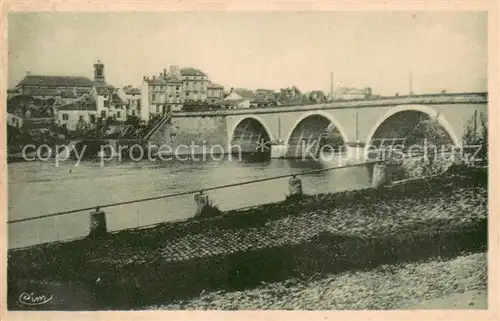 AK / Ansichtskarte Bergerac Pont sur la Dordogne Bergerac