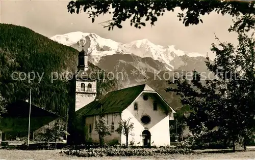 AK / Ansichtskarte Servoz Eglise et la Chaine du Mont Blanc Alpes Servoz