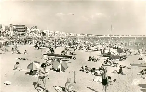 AK / Ansichtskarte La_Baule_sur_Mer La plage La_Baule_sur_Mer