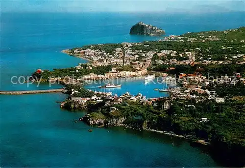 AK / Ansichtskarte Ischia Veduta aerea Il Porto e il Castello Ischia