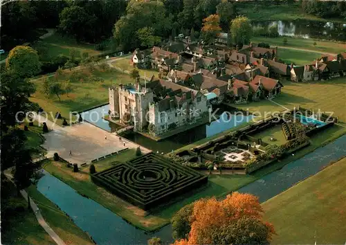 AK / Ansichtskarte Edenbridge_Sevenoaks Hever Castle and Tudor Village Air view 
