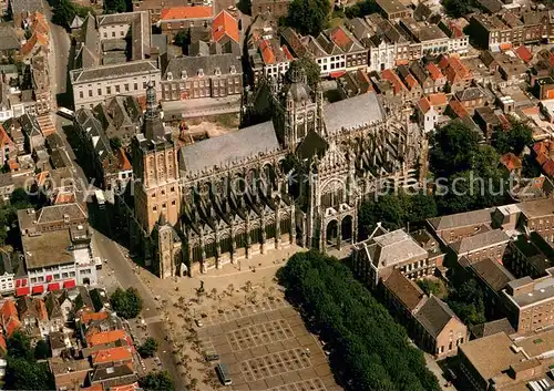 AK / Ansichtskarte S Hertogenbosch Sint Jan Fliegeraufnahme S Hertogenbosch