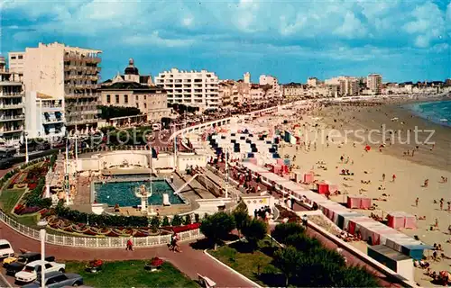 AK / Ansichtskarte Les_Sables d_Olonne La piscine et la plage Les_Sables d_Olonne