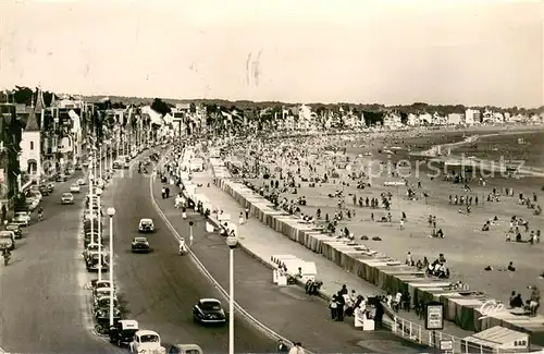 La_Baule_sur_Mer Le remblai et la plage vers Pornichet La_Baule_sur_Mer