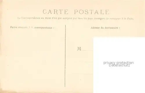 Concarneau_Finistere Jeune Fille de Pont Aven Concarneau_Finistere