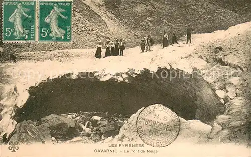 Gavarnie_Hautes Pyrenees Le Pont de Neige Gavarnie Hautes Pyrenees