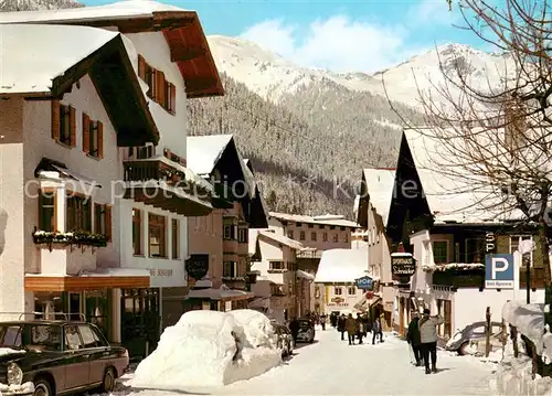AK / Ansichtskarte St_Anton_Arlberg Ortszentrum Wintersportplatz in den Alpen St_Anton_Arlberg