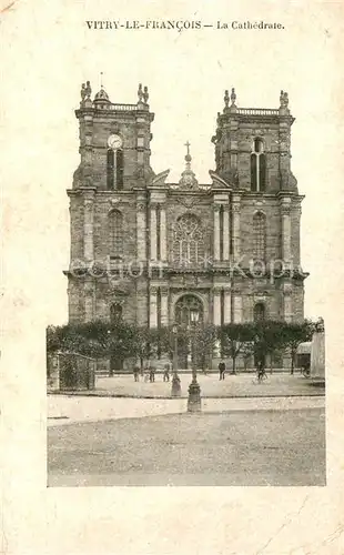 AK / Ansichtskarte Vitry le Francois La Cathedrale Vitry le Francois