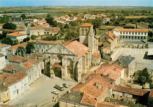 AK / Ansichtskarte Benet Eglise Le CEG St Martin de Benet Benet