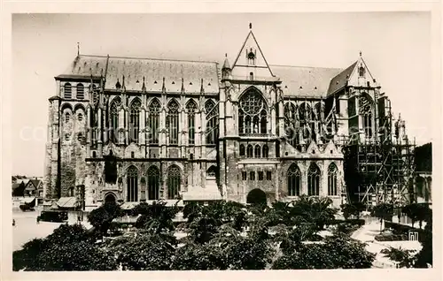 AK / Ansichtskarte Saint Quentin_02 Les Jardins de la Cathedrale 