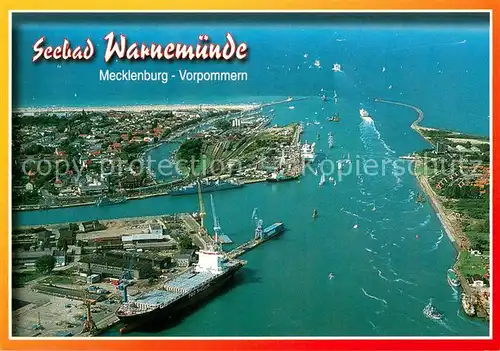 AK / Ansichtskarte Warnemuende_Ostseebad Fliegeraufnahme Hafeneinfahr Warnemuende_Ostseebad