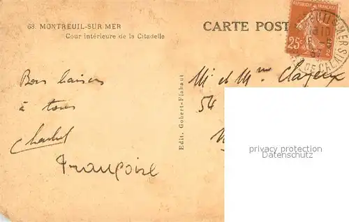AK / Ansichtskarte Montreuil_sur_Mer Cour interieure de la Citadelle Montreuil_sur_Mer