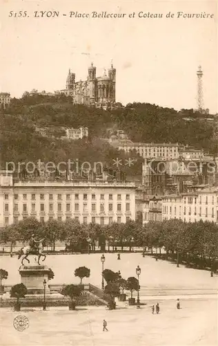 AK / Ansichtskarte Lyon_France Place Bellecour et Coteau de Fourviere Lyon France