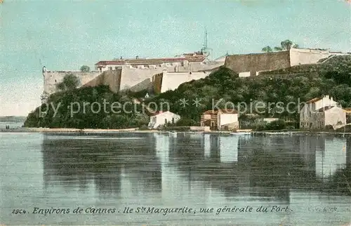 AK / Ansichtskarte Cannes_Alpes Maritimes Ile Sainte Marguerite vue generale du Fort Cannes Alpes Maritimes