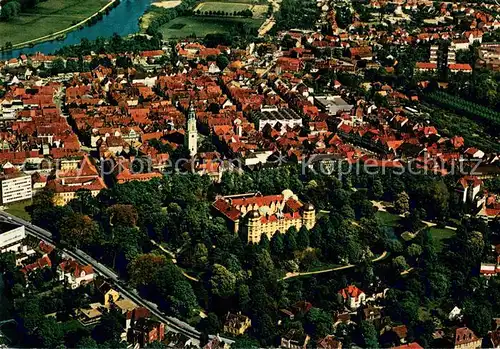 AK / Ansichtskarte Celle_Niedersachsen Fliegeraufnahme mit Schloss Celle_Niedersachsen