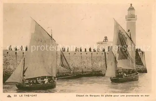 AK / Ansichtskarte Le_Treport Depart de barques de peche pour une promenade en mer Le_Treport