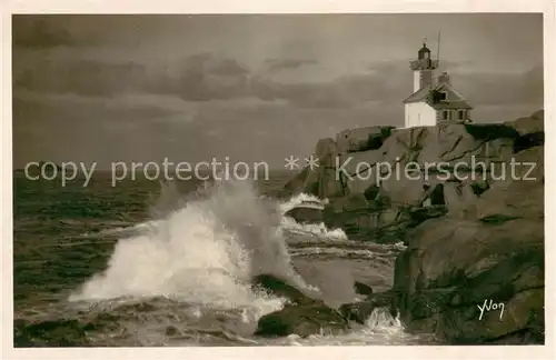 AK / Ansichtskarte Ploumanach Le Phare Ploumanach