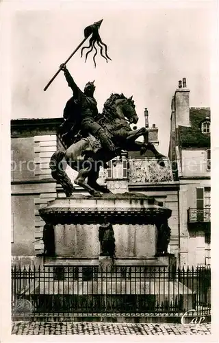 AK / Ansichtskarte Falaise_Ardennes Statue de Guillaume le Conquerant Falaise_Ardennes