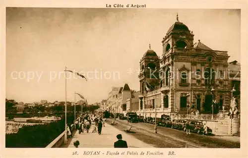 AK / Ansichtskarte Royan_17 Facade et Palais de Foncillon 