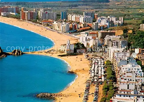AK / Ansichtskarte Blanes Fliegeraufnahme mit Strand Blanes