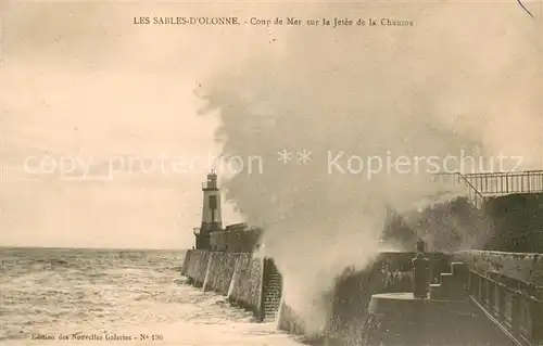 AK / Ansichtskarte Les_Sables d_Olonne Coup de Mer sur la Jetee de la Chaume Les_Sables d_Olonne