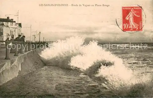 AK / Ansichtskarte Les_Sables d_Olonne Etude de Vagues au Phare Rouge Les_Sables d_Olonne