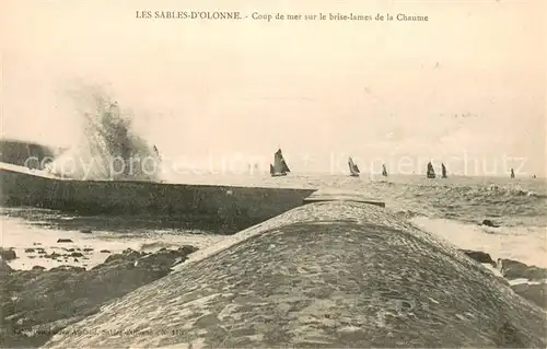 AK / Ansichtskarte Les_Sables d_Olonne Coup de mer sur le brise lames de la Chaume Les_Sables d_Olonne