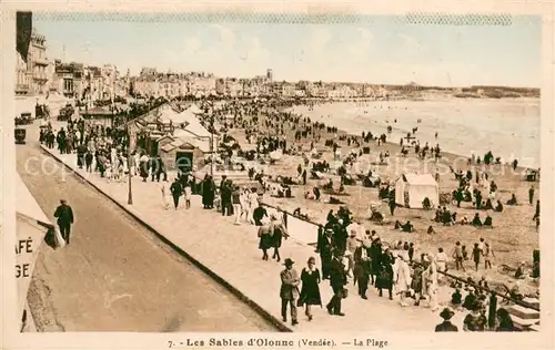 AK / Ansichtskarte Les_Sables d_Olonne La Plage Les_Sables d_Olonne