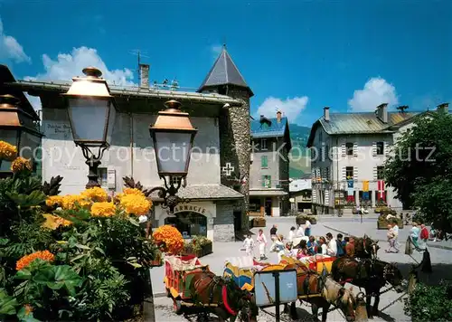 AK / Ansichtskarte Megeve Station Ete Hiver Pferdewagen Megeve