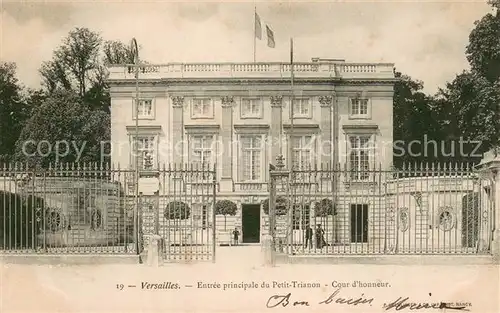 AK / Ansichtskarte Versailles_78 Entree principale du Petit Trianon Cour d honneur 