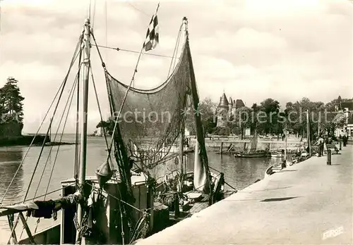AK / Ansichtskarte Pornic Le port des barques de peche Pornic