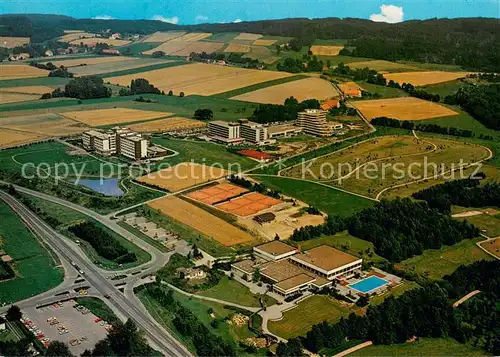 AK / Ansichtskarte Horn Bad_Meinberg Kliniken Am Park Lippe Silvaticum Bewegungszentrum Fliegeraufnahme Horn Bad_Meinberg