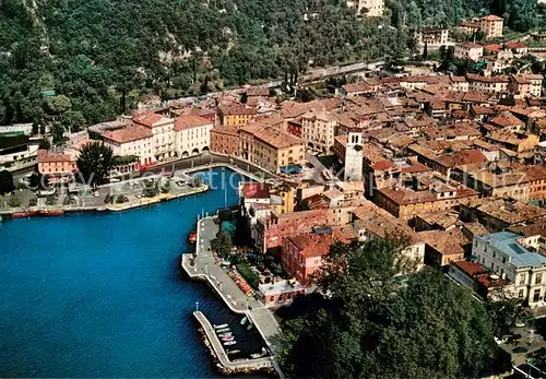 AK / Ansichtskarte Riva_del_Garda Lago di Garda Veduta aerea Riva_del_Garda