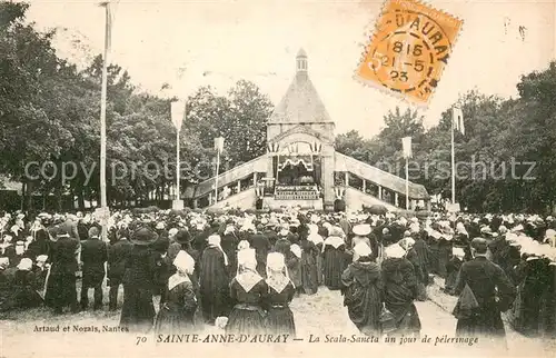 AK / Ansichtskarte Sainte Anne d_Auray La Scala Sancta un jour de pelerinage Sainte Anne d Auray