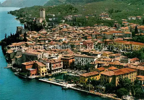 AK / Ansichtskarte Malcesine_Lago_di_Garda Fliegeraufnahme Malcesine_Lago_di_Garda