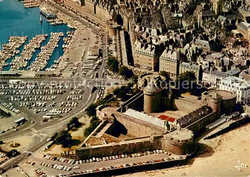 AK / Ansichtskarte Saint Malo_35 Vue aerienne densemble sur le chateau le donjon et les quatre tours 