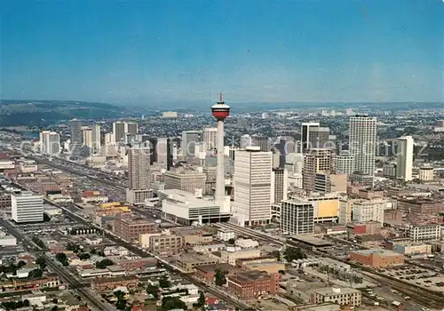 AK / Ansichtskarte Calgary Aerial view of downtown Calgary depicting the Calgary Tower as a landmark  Calgary