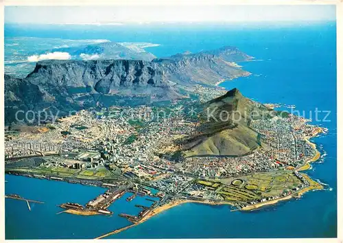 AK / Ansichtskarte Cape_Peninsula Cape Town with the marine suburbs Green Point Sea Point and Camps Ba behind Lions Head Cape_Peninsula