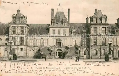 AK / Ansichtskarte Fontainebleau_Seine_et_Marne Palais de Fontainebleau Escalier du Fer a Cheval Fontainebleau_Seine