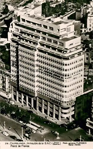 AK / Ansichtskarte Casablanca Immeuble de la BNCI Place de France Vue aerienne Casablanca