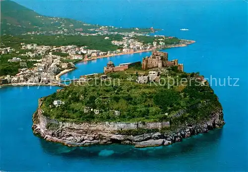 AK / Ansichtskarte Isola_d_Ischia Panorama e Castello Aragonese veduta aerea Isola_d_Ischia