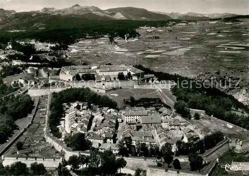 AK / Ansichtskarte Mont Louis sur Tet Vue generale aerienne La Ville et la Citadelle 