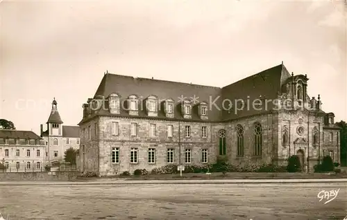 AK / Ansichtskarte Guingamp_22 La vieille Chapelle et le Lycee Auguste Pavie 