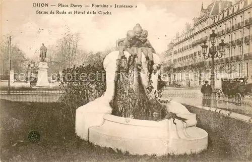 AK / Ansichtskarte Dijon_21 Place Darcy Fontaine Jeunesses Statue de Rude et Hotel de la Cloche 