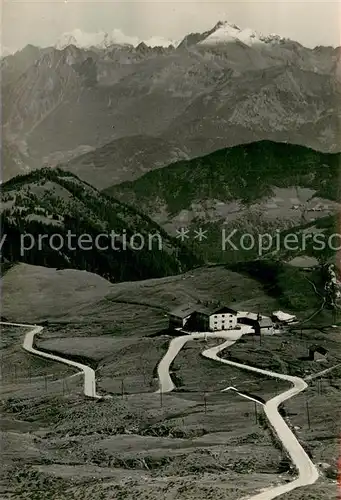AK / Ansichtskarte Jaufenpass_Passo_del_Giovo Rigugio Passo Giovo Jaufenhaus gegen Wilde Kreuzspitze Alpenpanorama 
