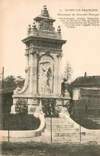 AK / Ansichtskarte Vitry le Francois Monument du Souvenir Francais Vitry le Francois