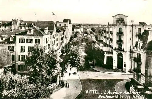 AK / Ansichtskarte Vittel Avenue Ambroise Bouloumie et les Hotels Vittel